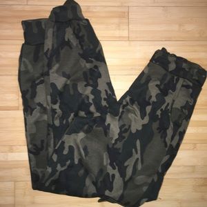 nasty gal camo joggers never worn